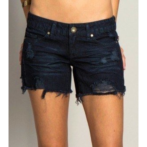 O'Neill Pants - O’Neill black Around Town shorts, Sz. 5 O'Neill Pants - O’Neill black Around Town shorts, Sz. 5